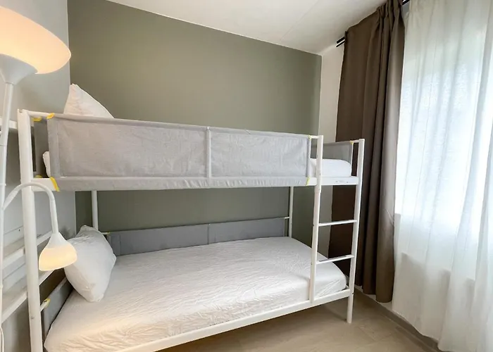 City Center Old Town بيت ضيافة *